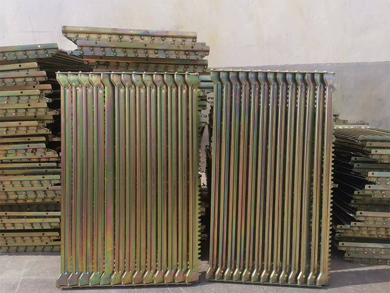 小麥?zhǔn)崭顧C(jī)篩片